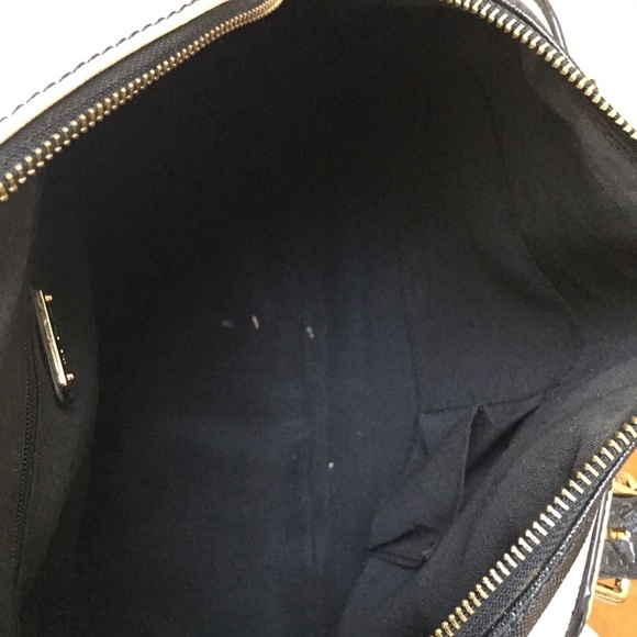 Bags - Picture 2 of 5